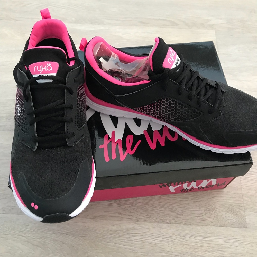 Ryka Running Shoes Sneakers